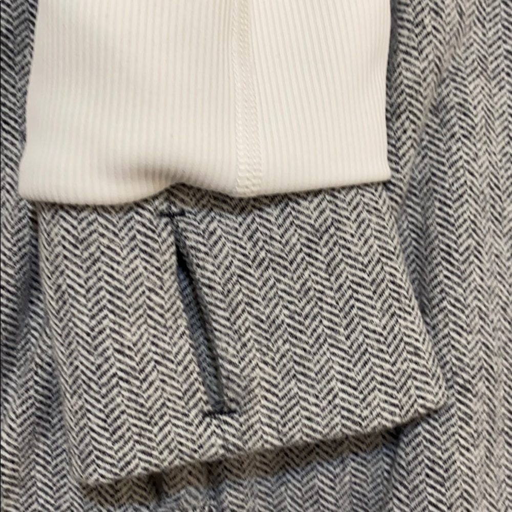 Lululemon Be Present Jacket - Picture 3 of 8